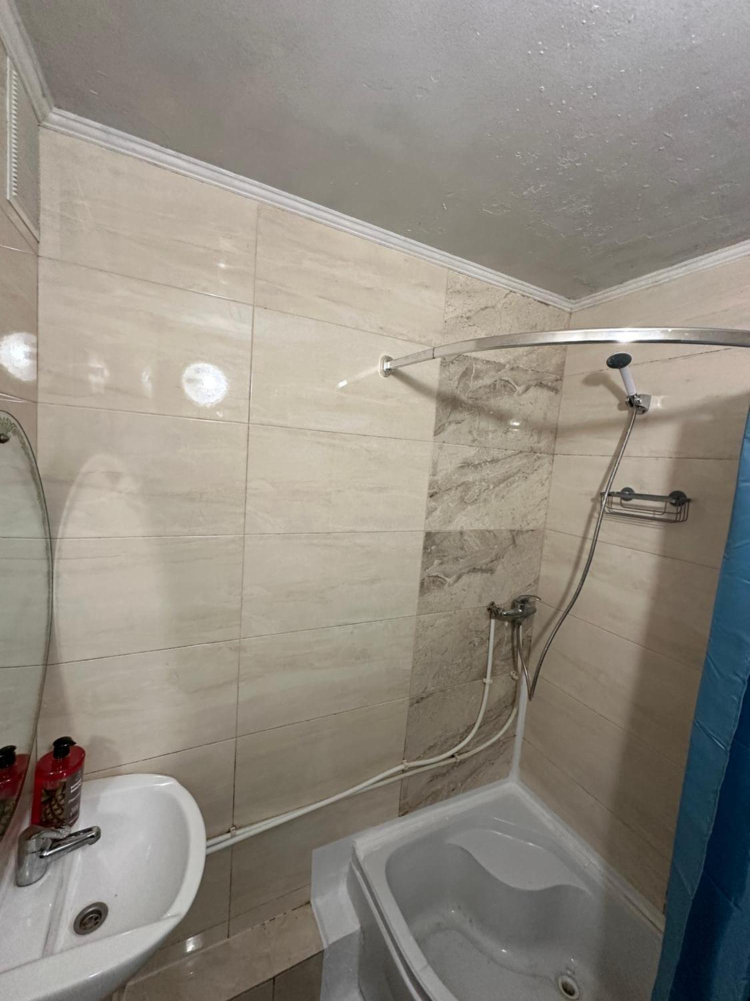 Ararat-Poznyaki Hostel Kyjev Exteriér fotografie