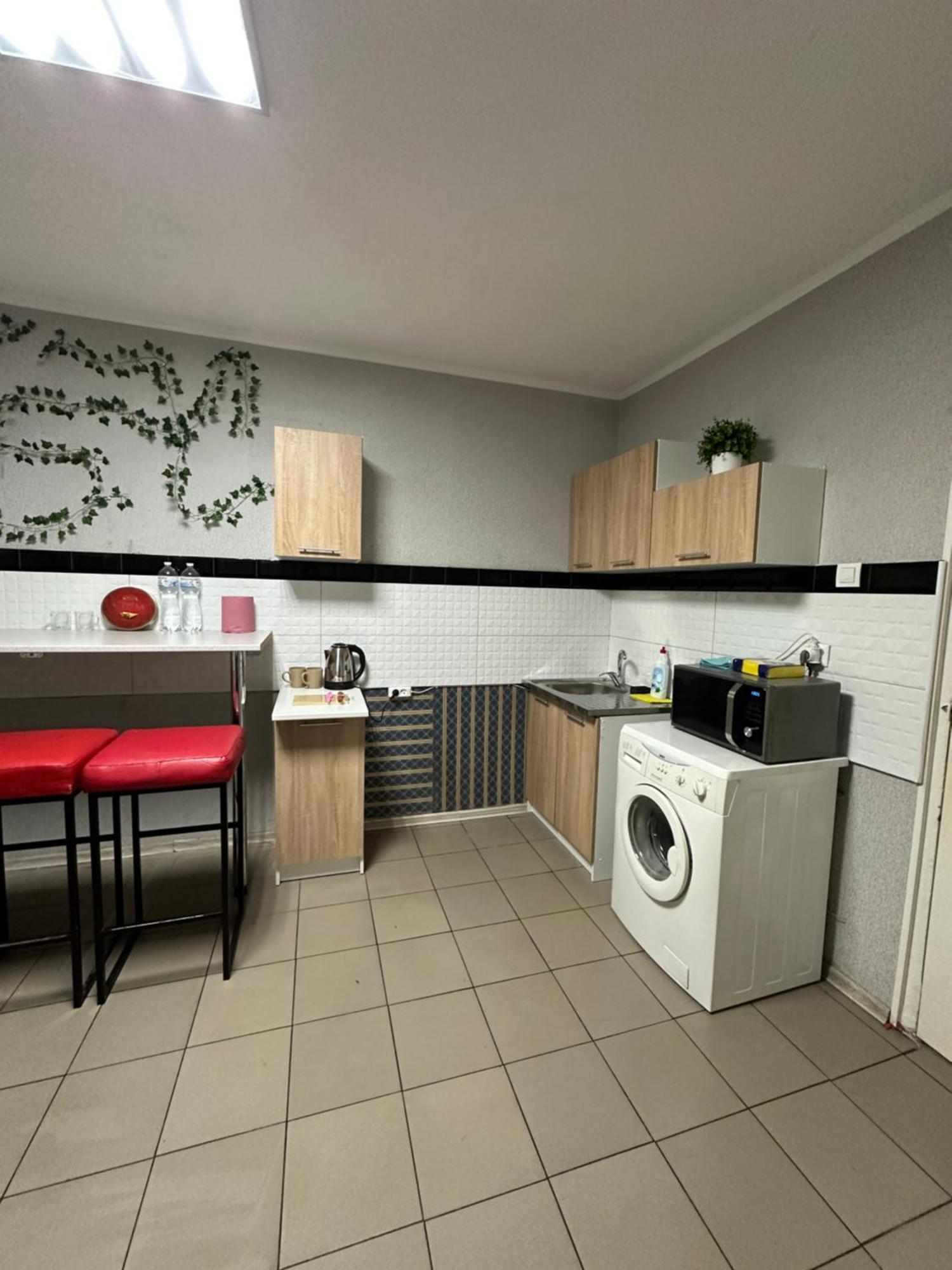 Ararat-Poznyaki Hostel Kyjev Exteriér fotografie